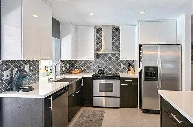 1st image of 1620 NE 52nd St