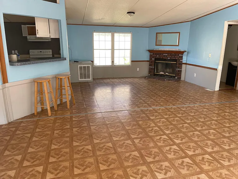 860 Oak Ridge Rd — Photo 12