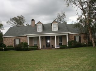 143 Citrus Rd, River Ridge, LA 70123