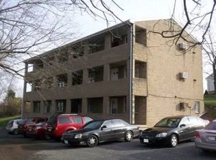 1056 Dual Pl APT 6, Hagerstown, MD 21740