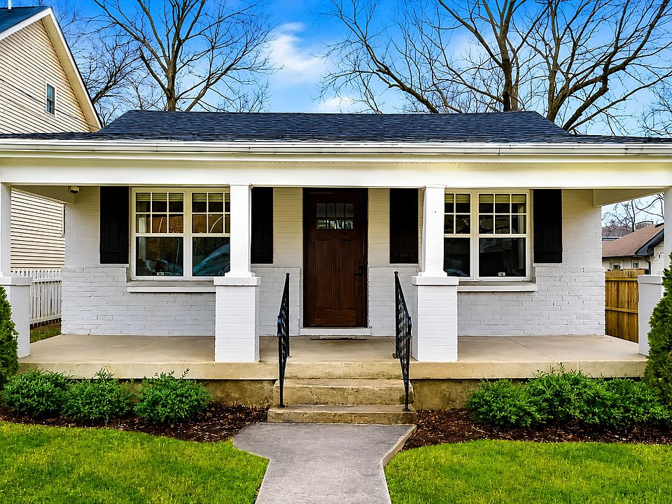1st image of 1105 Summit Ave