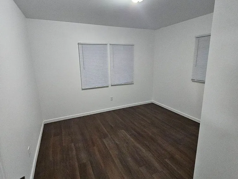 5005 Chase St — Photo 6
