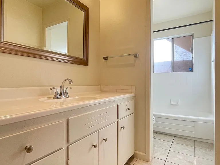 3402 Homestead Rd — Photo 18