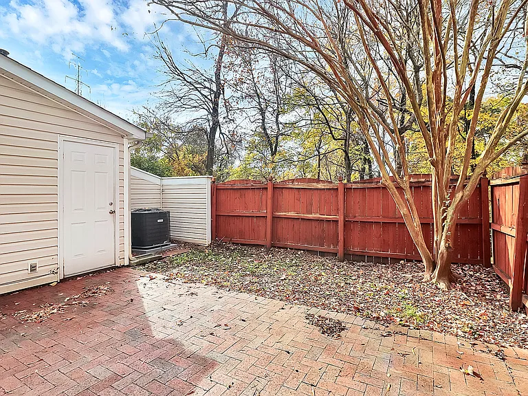 141 Ross Moore Ave — Photo 15