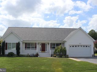 12 Holly Ter, Cambridge, MD 21613