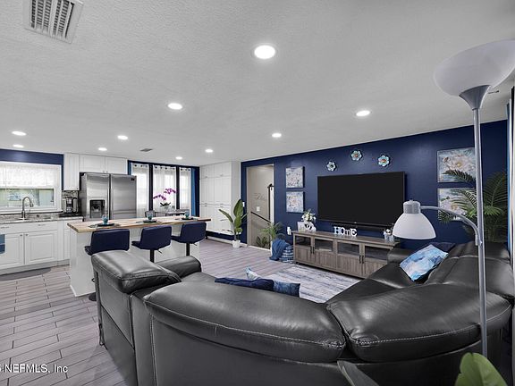 3rd image of 5228 BOILARD Drive