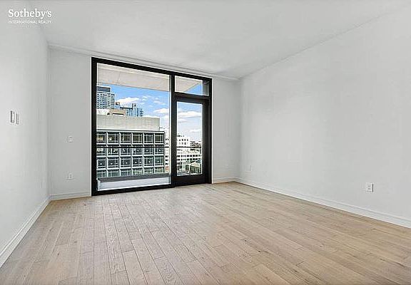 3rd image of 45-30 Pearson St #6C