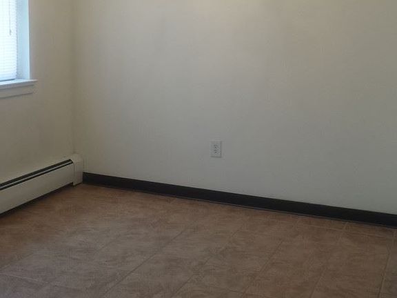 4th image of 4920 City Ave #E408