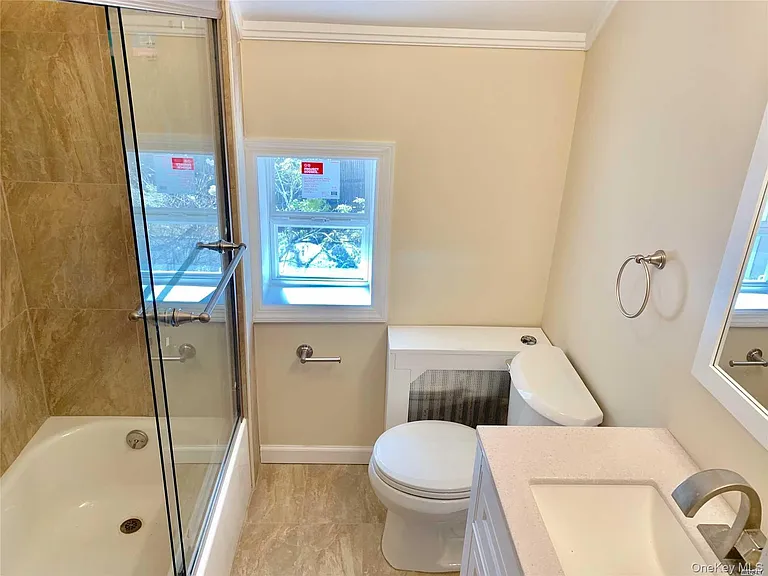 63 W Neck Rd #2 — Photo 12