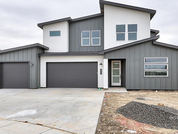 2nd image of 2587 McIntosh Ct