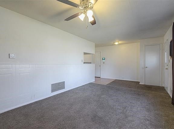 4th image of 10729 Cambridge Ave