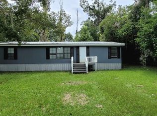 13 Franklin Ave, Lakeland, GA 31635