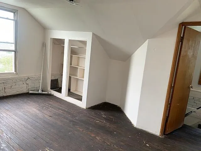 2954 W McMicken Ave — Photo 25
