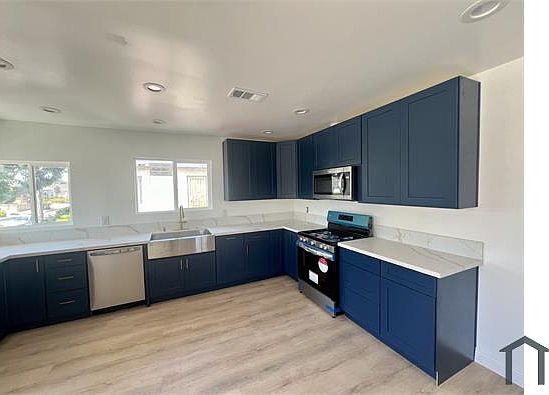 4th image of 1539 W 213th St