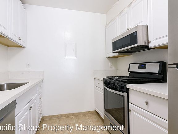4th image of 868 W Knoll Dr #2