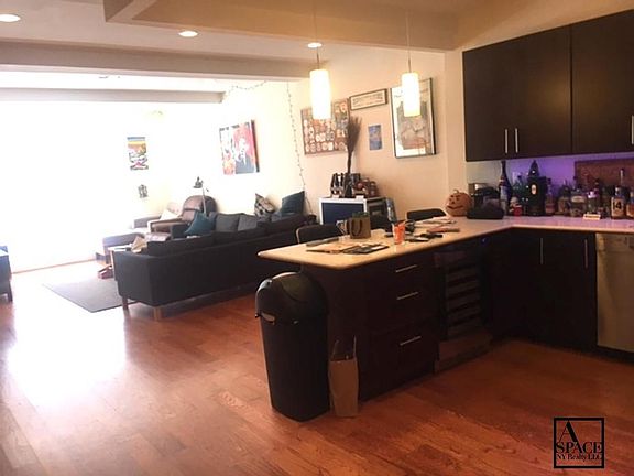 3rd image of 23 E 17th St APT 5