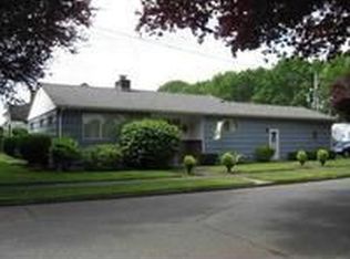 2105 Larch St, Longview, WA 98632