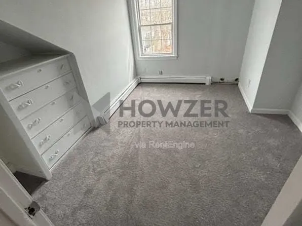 24 Crocker St #C, Barnstable, MA 02630