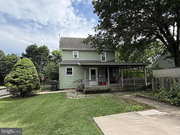 3rd image of 603 Halfmoon St