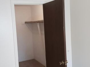 247 18th St #102, Dracut, MA 01826