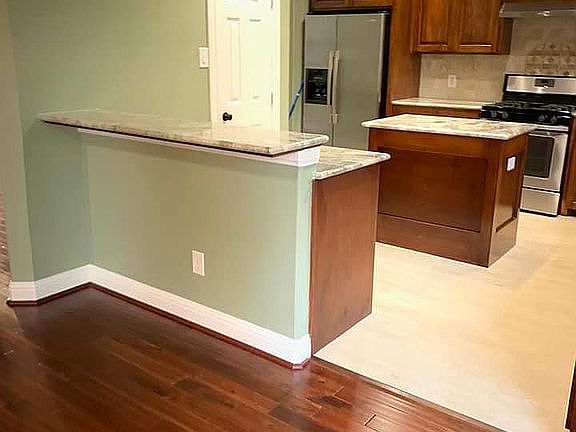 2nd image of 3638 Winstrome Ct