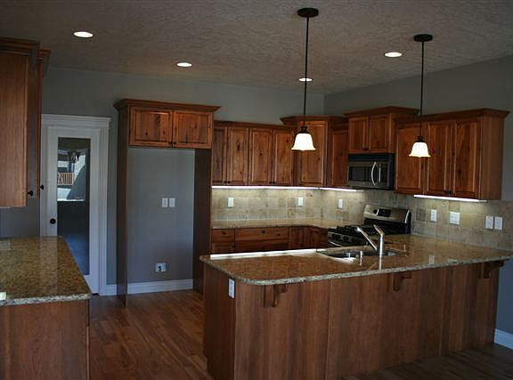 3rd image of 650 W Soldotna Ct