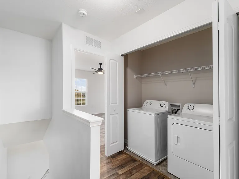 353 Laurel Creek St — Photo 20