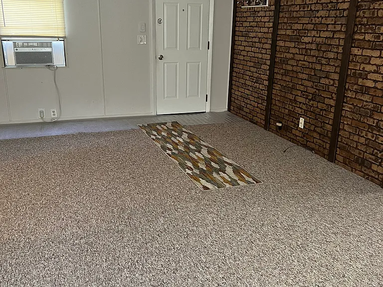 5203 Slattery Rd — Photo 9