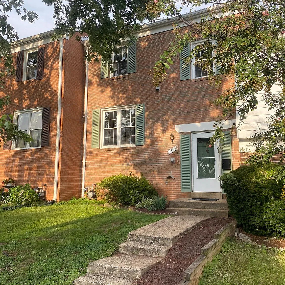 3 bed, 1.5 bath, 1540 sqft, $2,400 — Photo 4