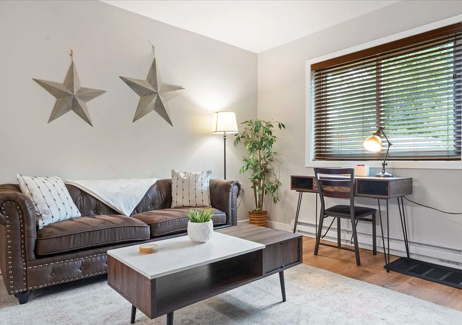 1 bed, 1.0 bath, 452 sqft, $2,349 — Photo 4