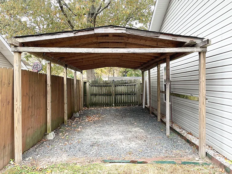 488 Cronin Rd — Photo 52
