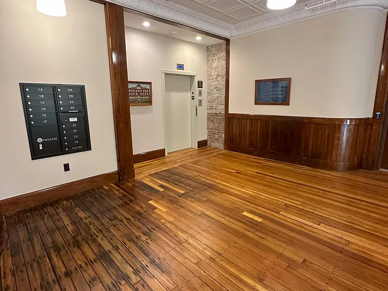 21 Williams St #1F — Photo 13