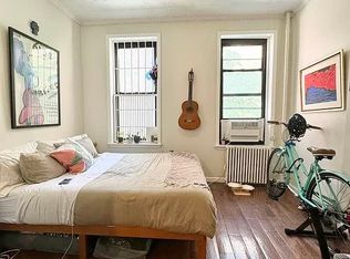607 E 11th St #20B, New York, NY 10009