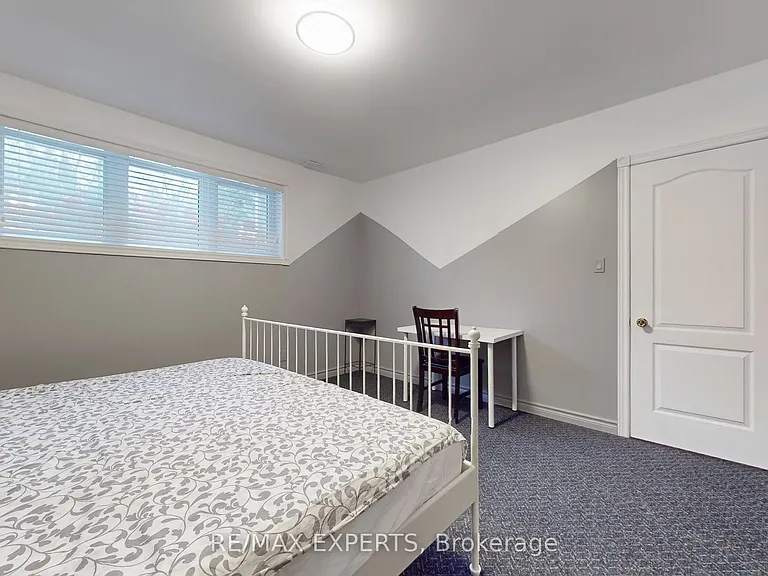 3180 Fleming Blvd — Photo 31