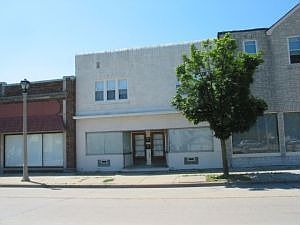 1st image of 827 Milwaukee Ave