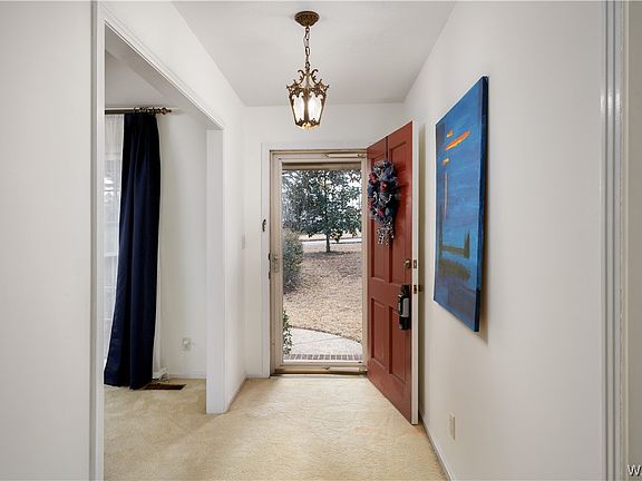 4th image of 3900 Brookhill Rd