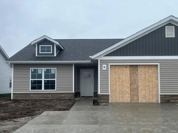 70 Marker Dr #A, Highland, IL 62249