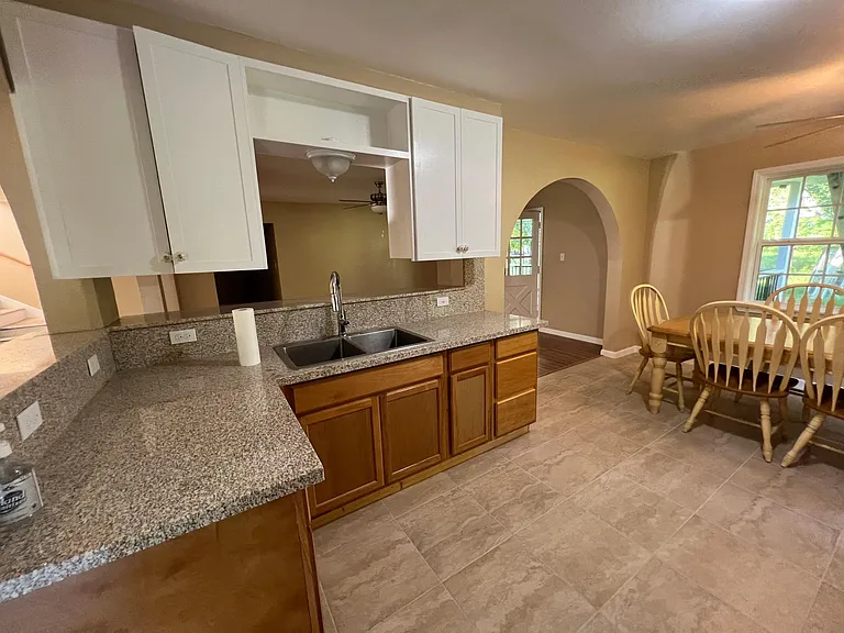 22031 White Oak Dr — Photo 5
