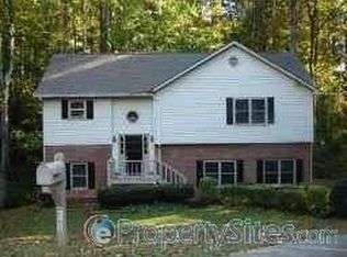 206 Northwoods Cir, Ball Ground, GA 30107
