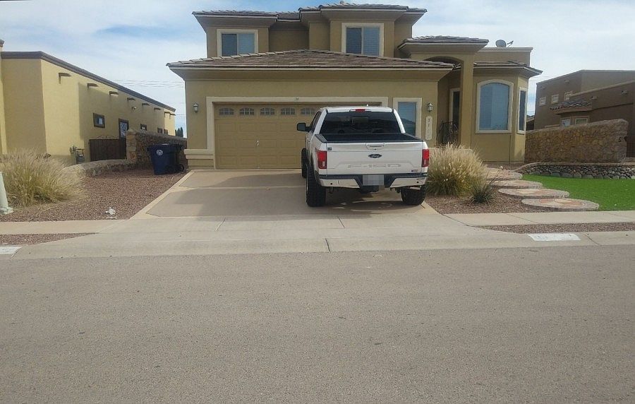 1st image of 3108 Coyote Draw Pl