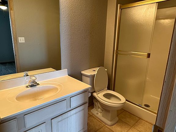 5th image of 1267 NW Phelps Dr