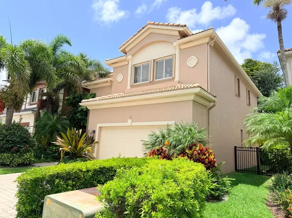 17 Country Lake Cir, Boynton Beach, FL 33436