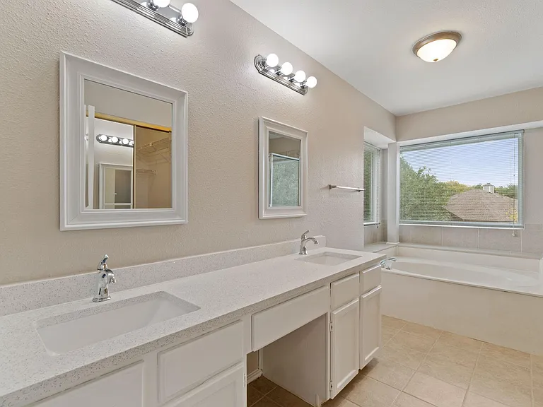 11600 Gun Powder Ct — Photo 18
