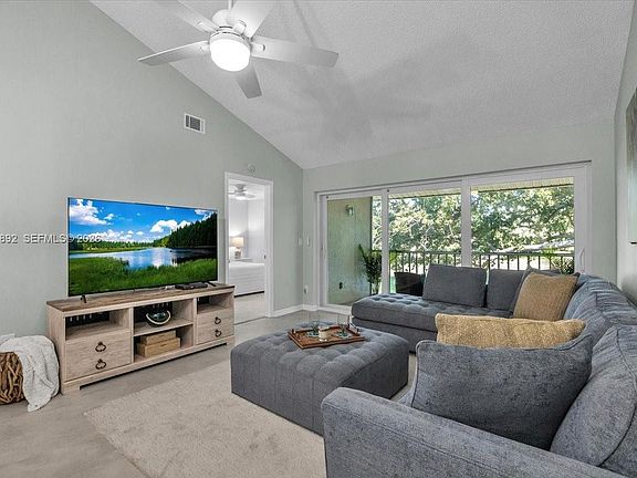 2nd image of 280 Timber Lake Cir #201
