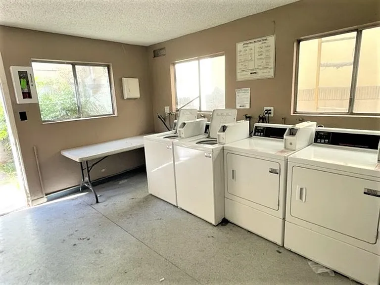 9830 Ramona St — Photo 14