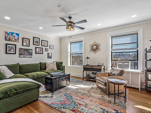 5th image of 37 Brompton Road #6D