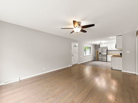 5th image of 308 N Park Dr
