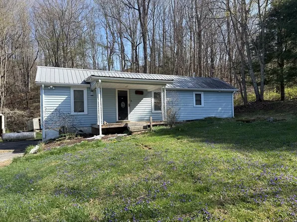 664 Currin Valley Rd, Marion, VA 24354