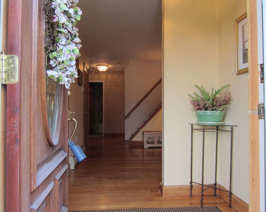 1st image of 191 Trotta Dr