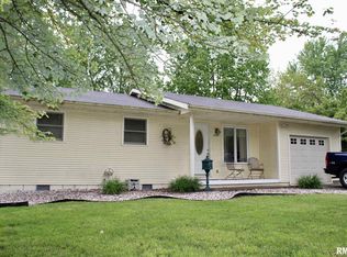 903 N Jefferson St, West Frankfort, IL 62896